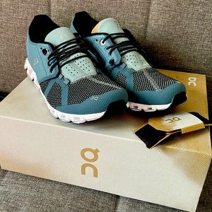 On Cloud Tide Magnet Running Shoes